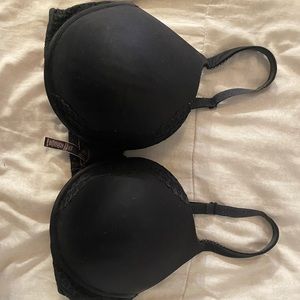 Victoria’s Secret Bra 40DDD